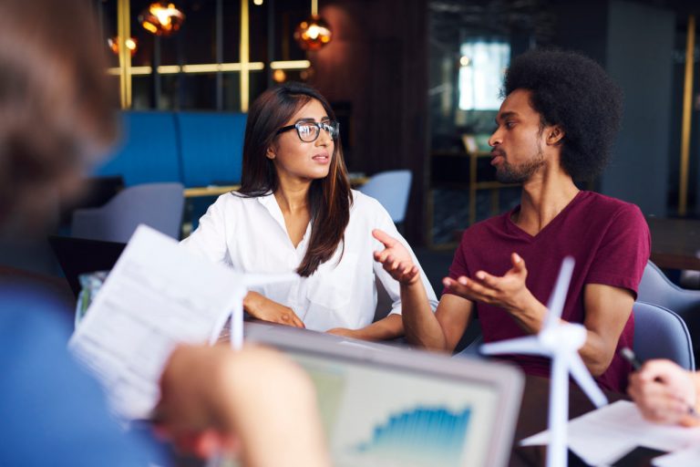 The Psychology of Communication: How Tone, Body Language, and Timing Shape Conversations
